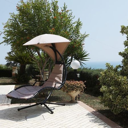 B&B Villa Floriana 토르토레토 외부 사진