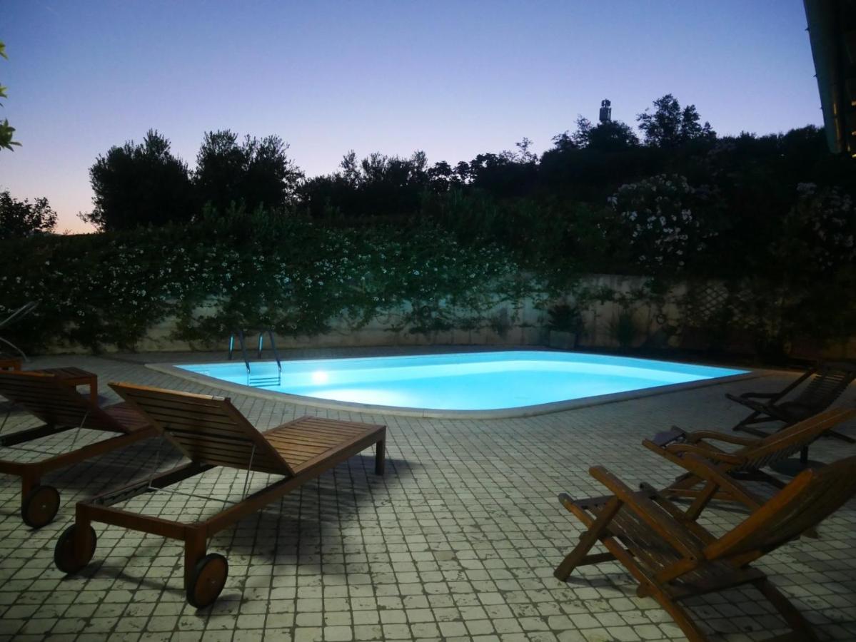 B&B Villa Floriana 토르토레토 외부 사진
