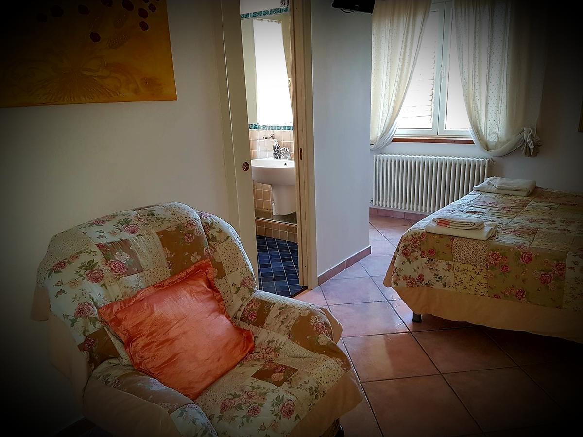 B&B Villa Floriana 토르토레토 외부 사진