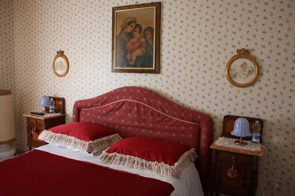 B&B Villa Floriana 토르토레토 외부 사진