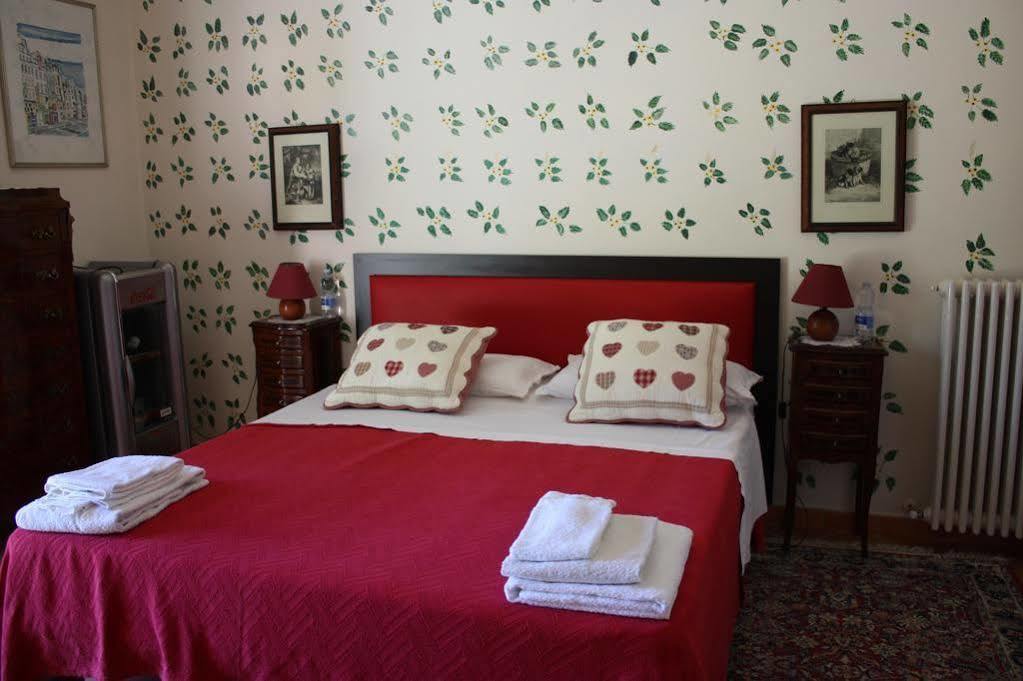 B&B Villa Floriana 토르토레토 외부 사진